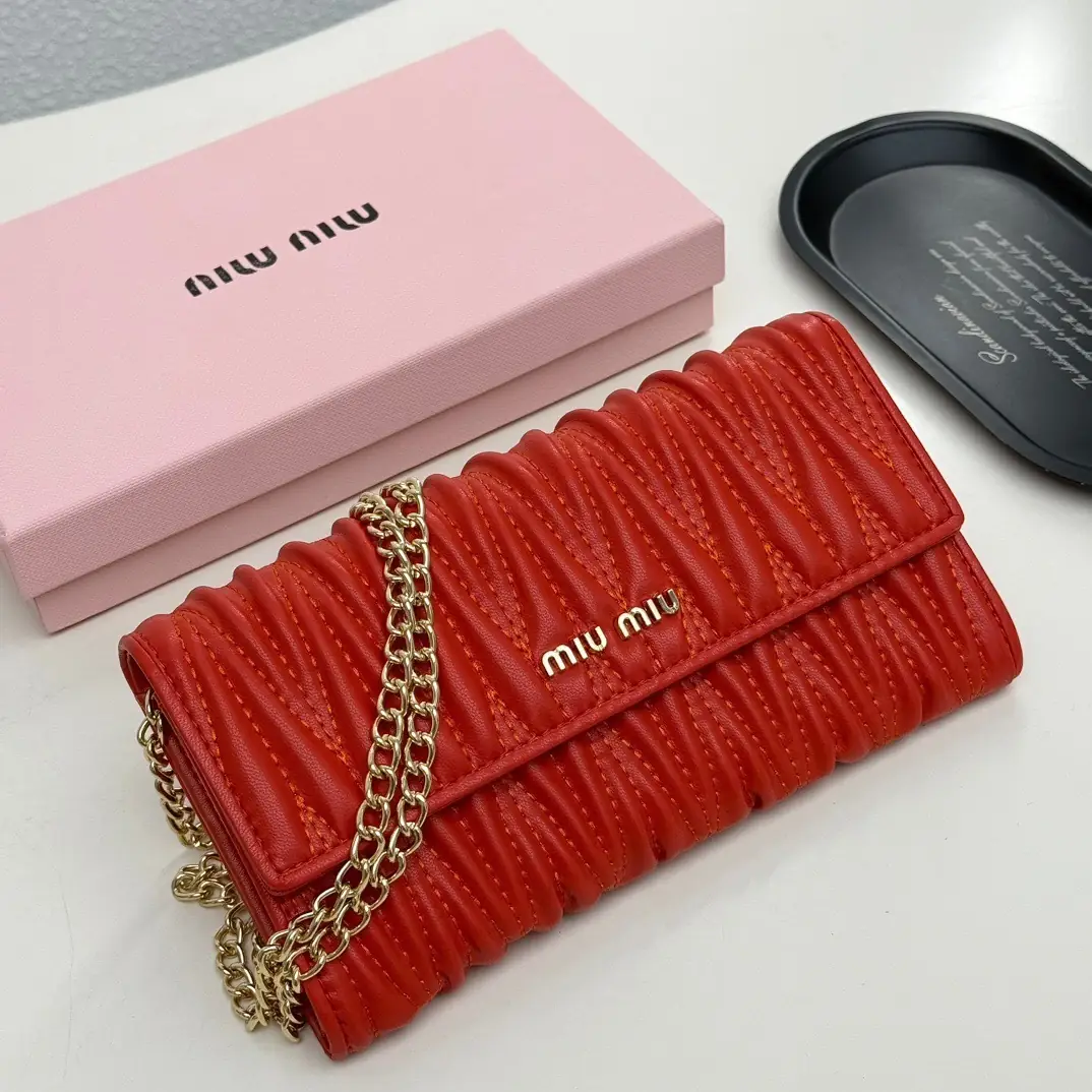 5546-52$-MIUMIU gallery