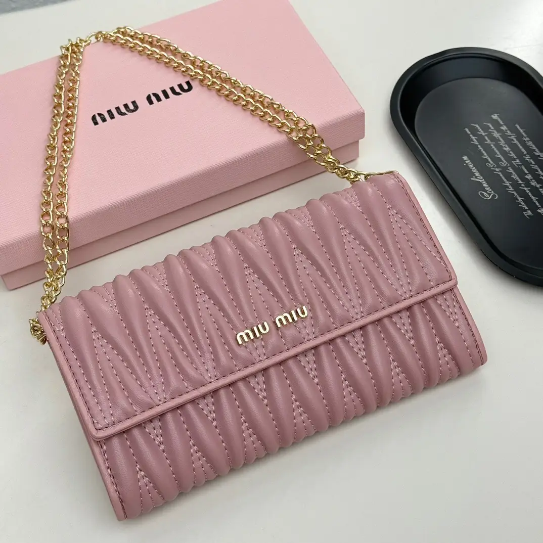 5546-52$-MIUMIU gallery