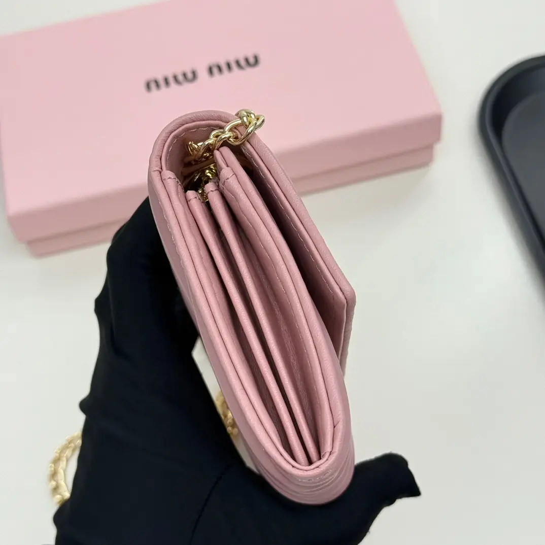 5546-52$-MIUMIU gallery