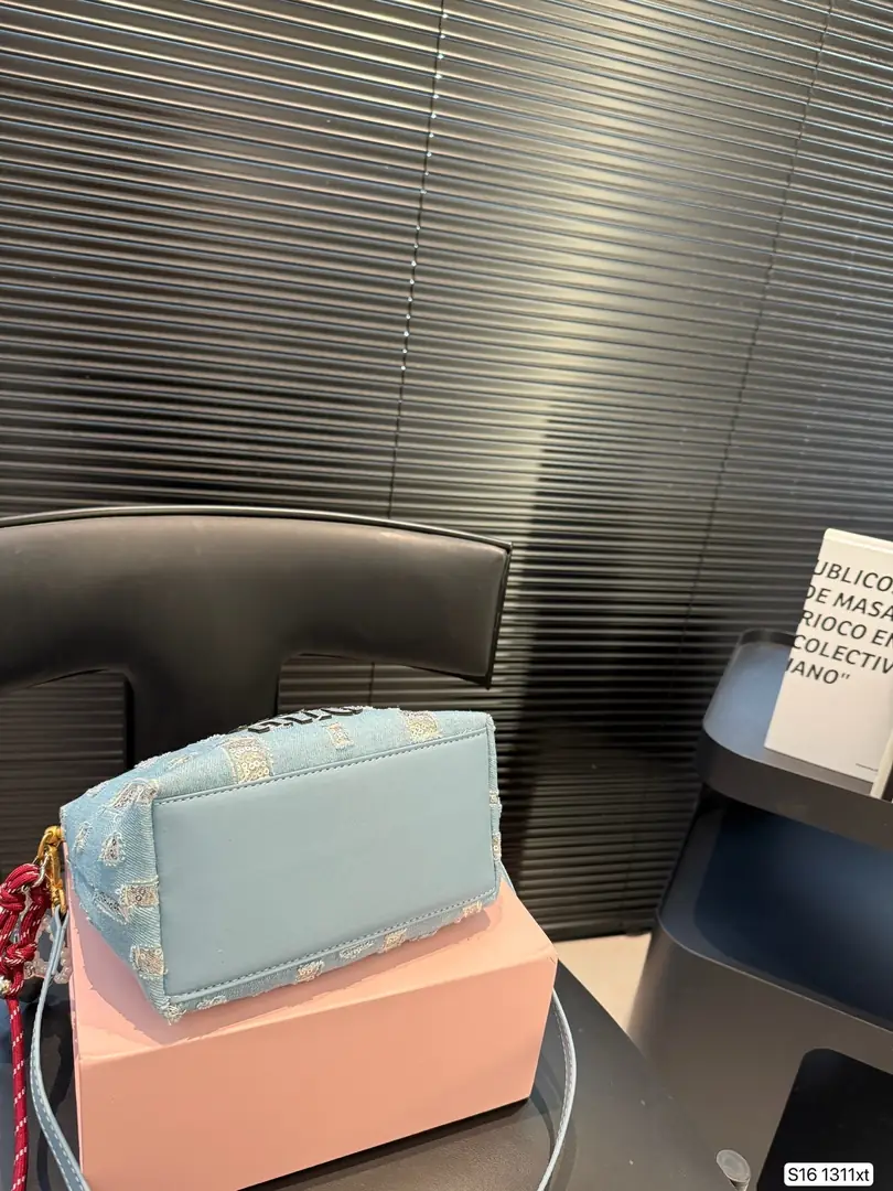 5547-55$-MIUMIU gallery