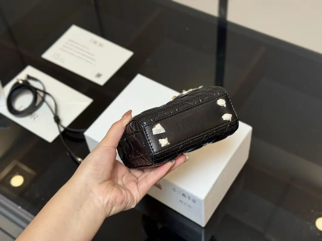 5552-58$-DIOR gallery