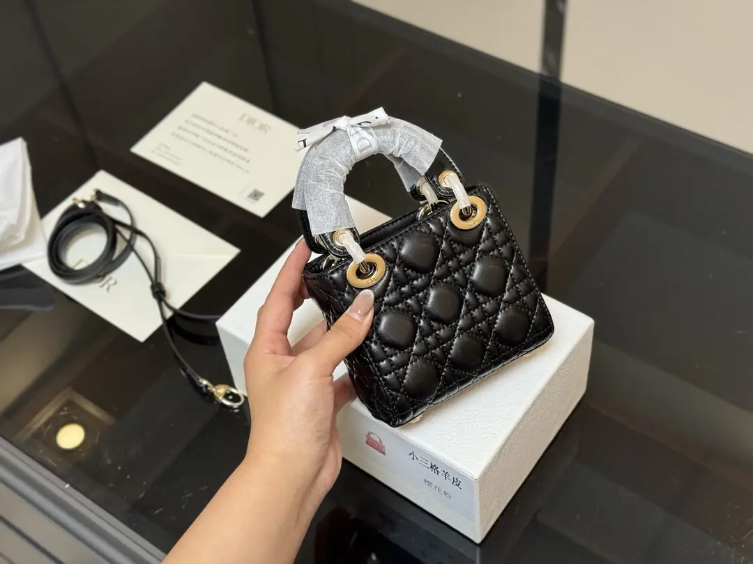 5552-58$-DIOR gallery