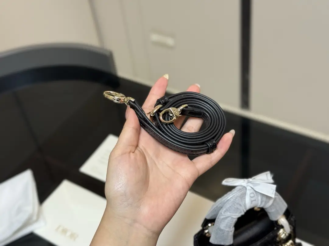 5552-58$-DIOR gallery