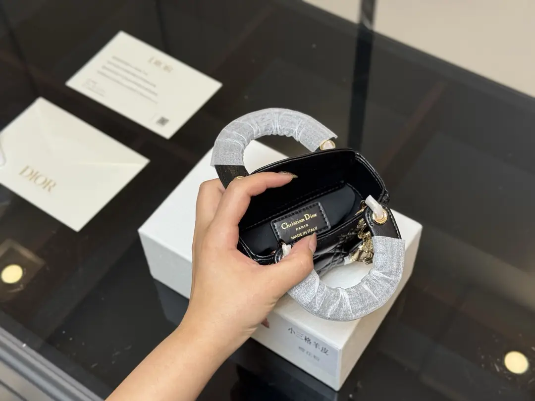 5552-58$-DIOR gallery