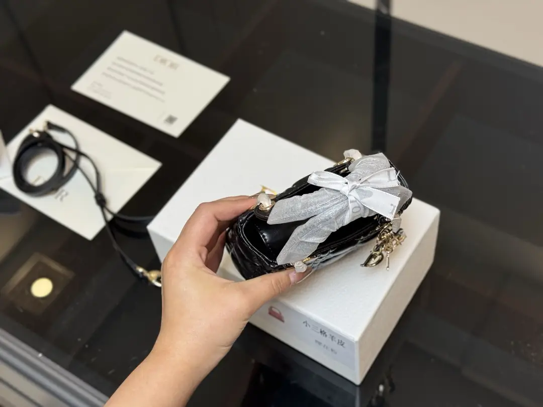 5552-58$-DIOR gallery