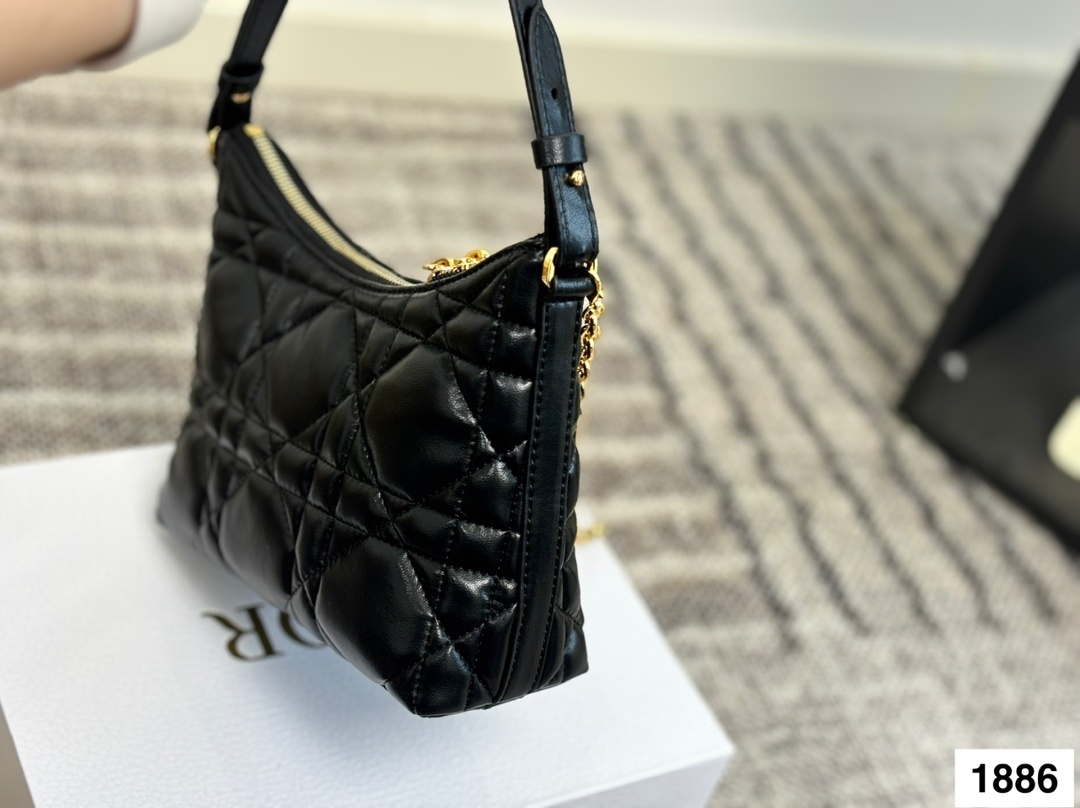 5567-58$-DIOR gallery