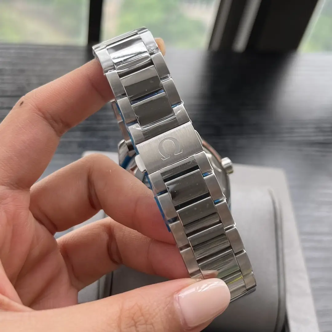 5570-95$-Omega gallery