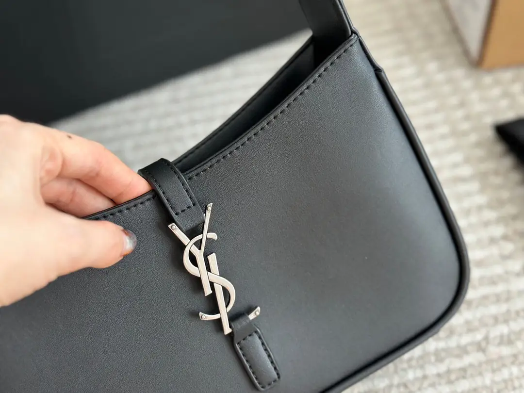 5650-65$-YSL gallery