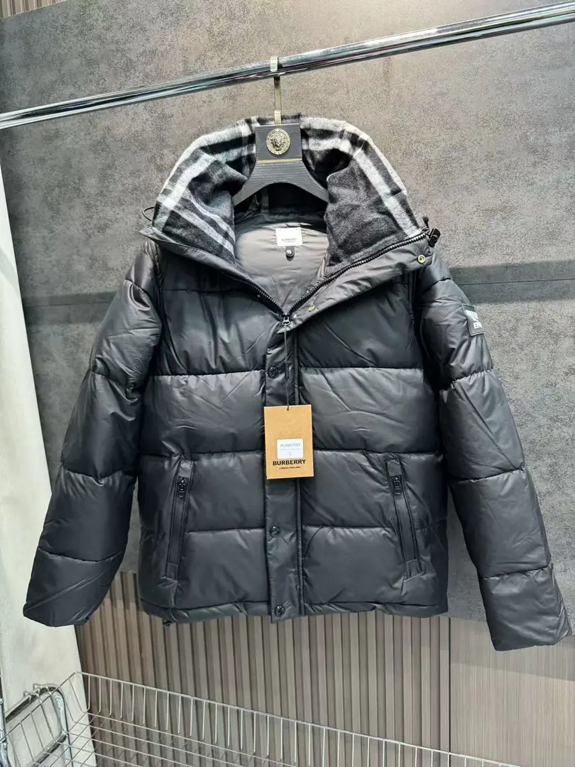 5661-85$-Burberry gallery