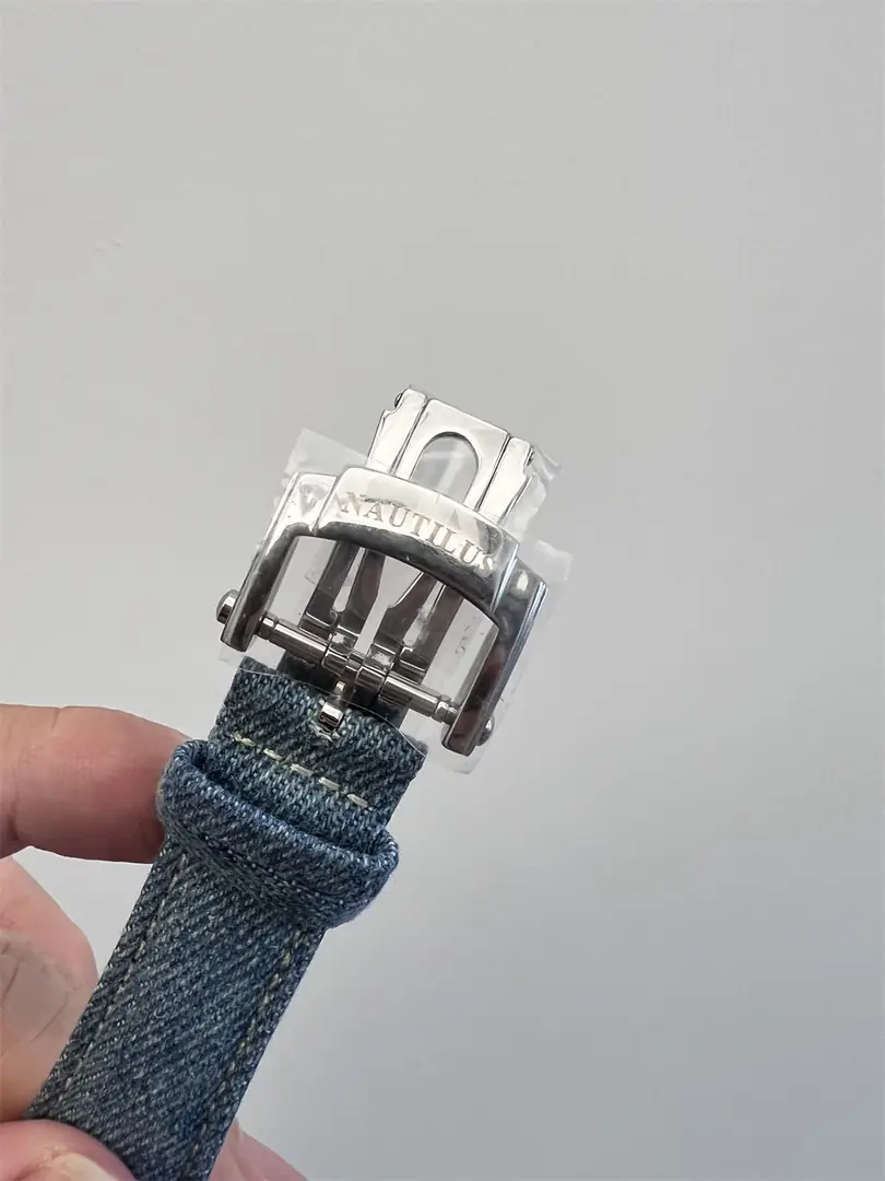 5716-115$-Patek Philippe gallery