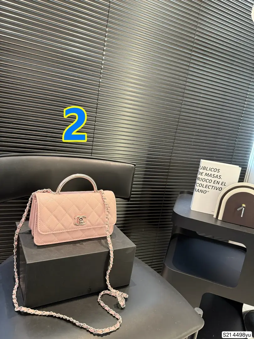 5720-63$-CHANEL gallery