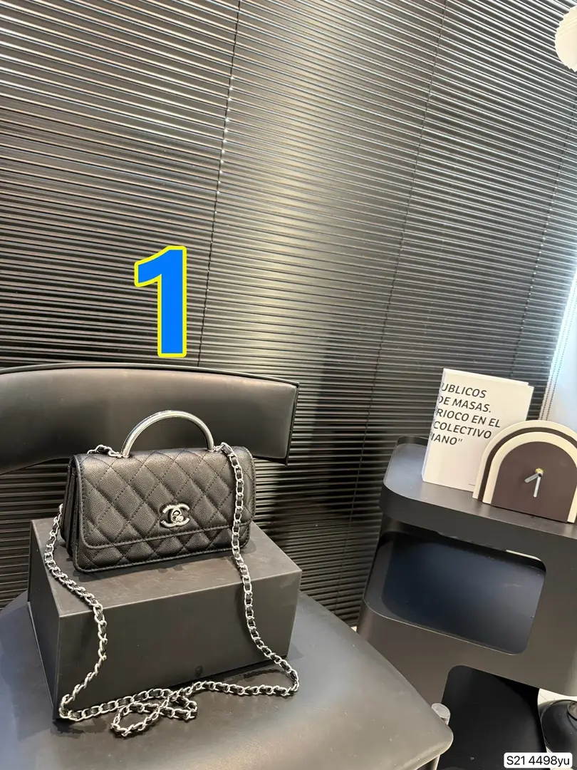 5720-63$-CHANEL gallery