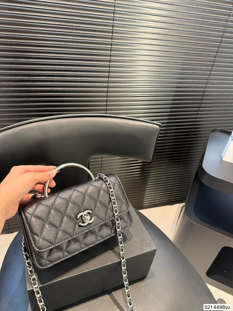 5720-63$-CHANEL gallery