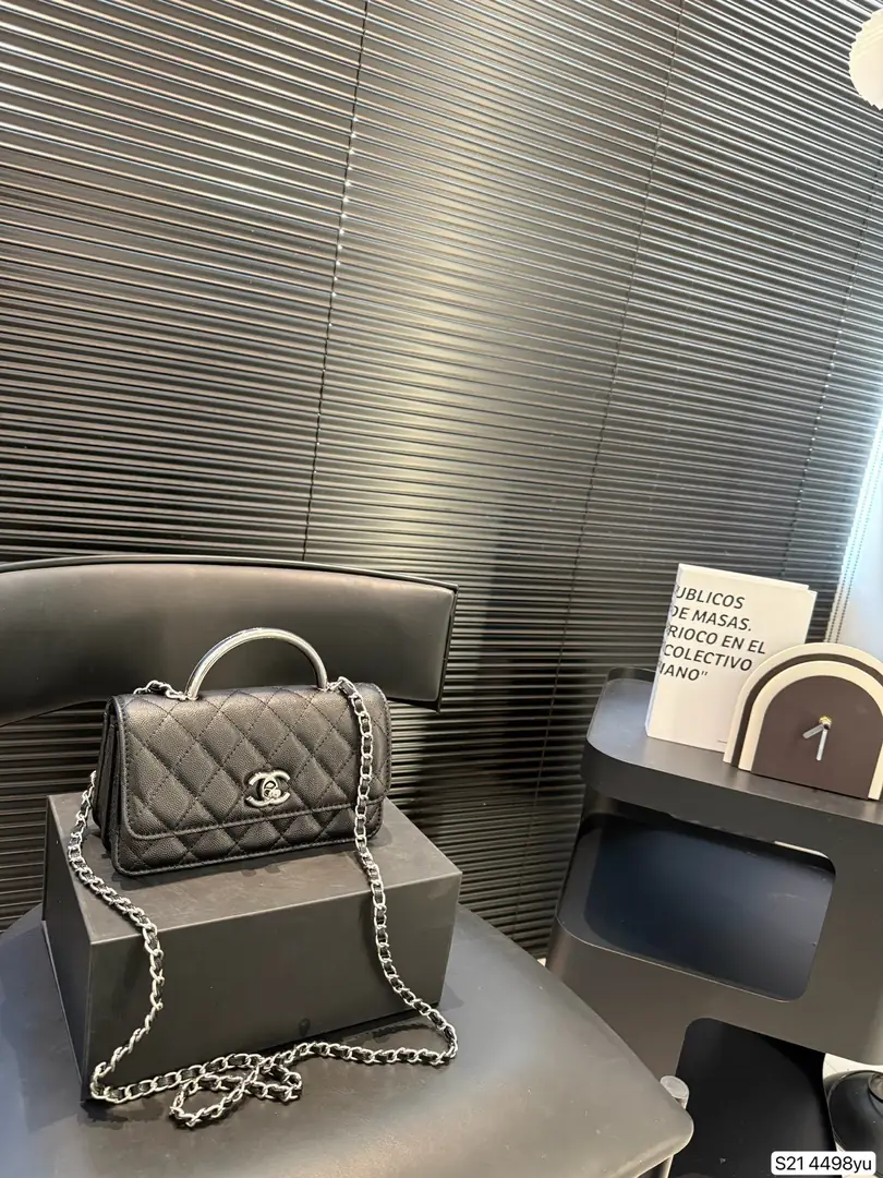 5720-63$-CHANEL gallery