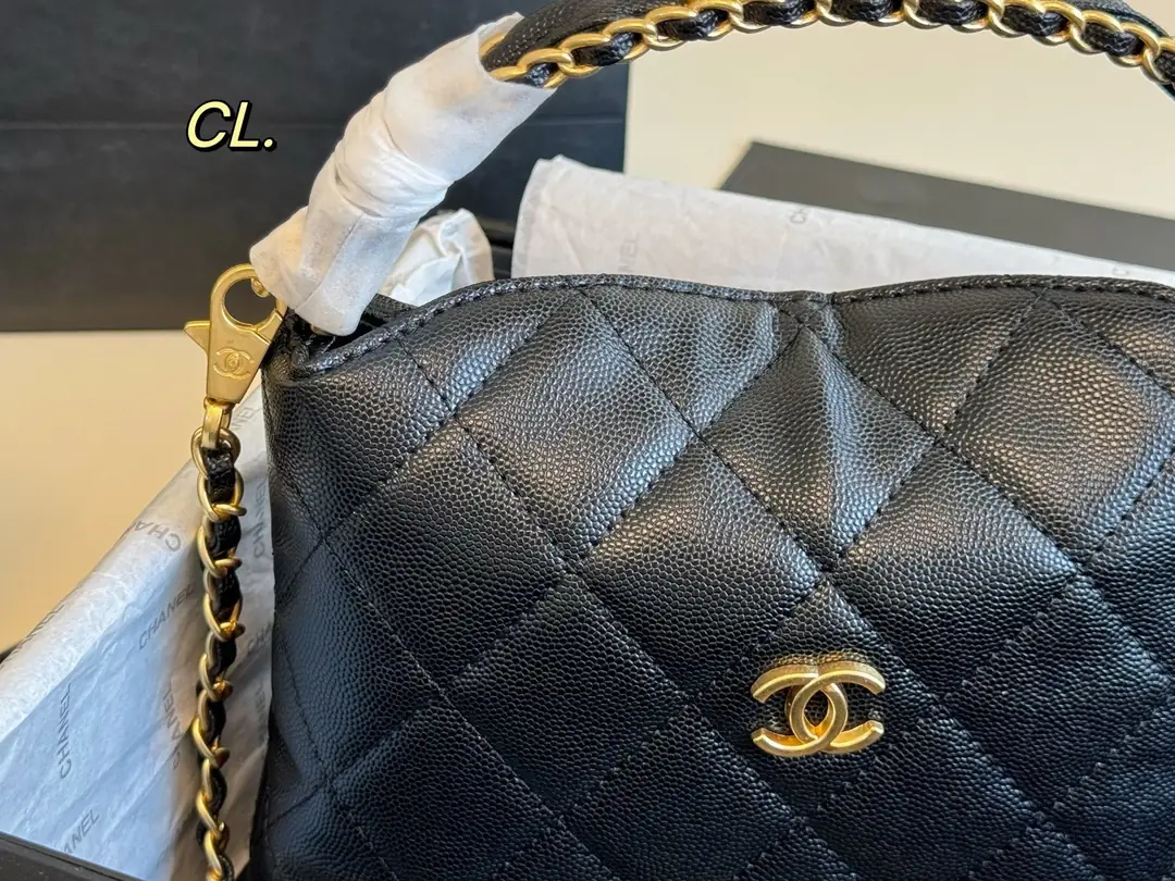 5725-59$-CHANEL gallery