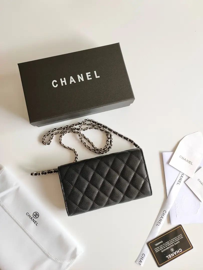 5726-54$-CHANEL gallery