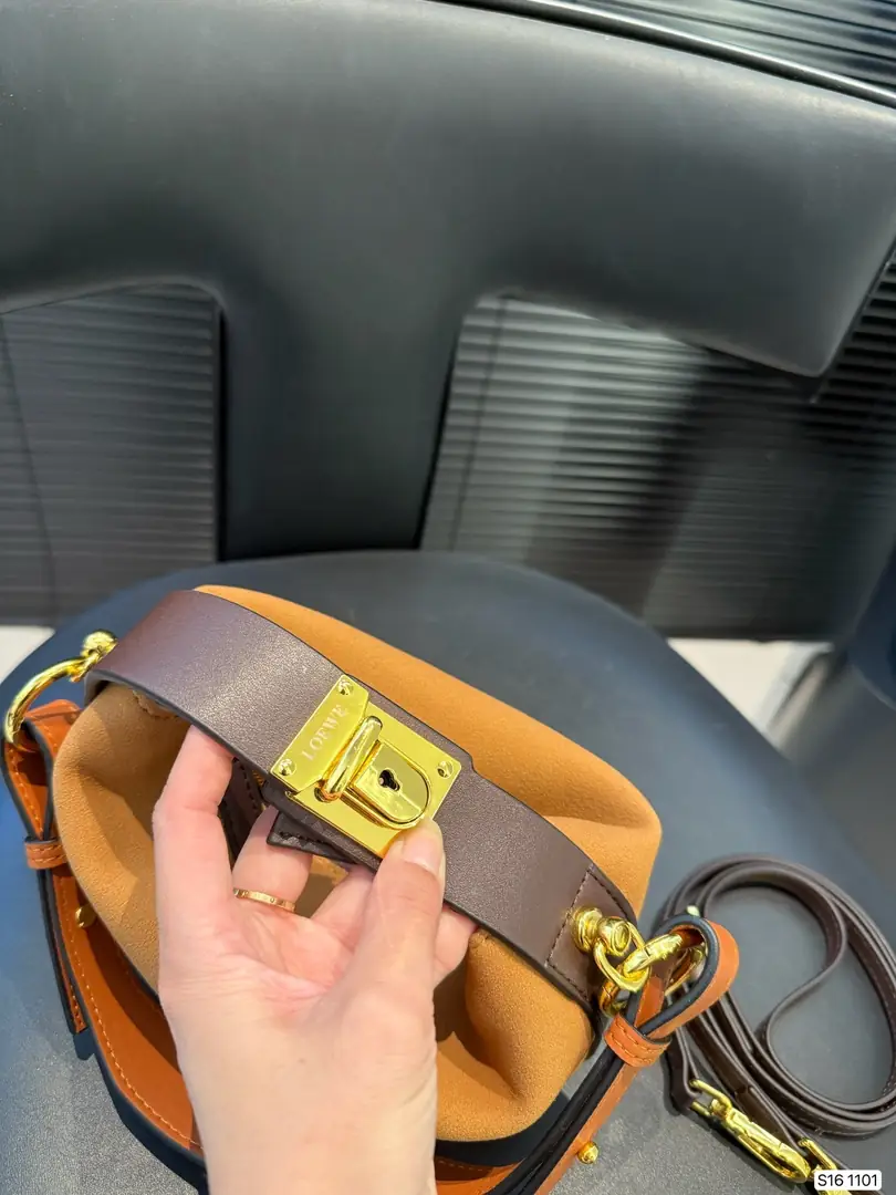 5728-56$-LOEWE gallery