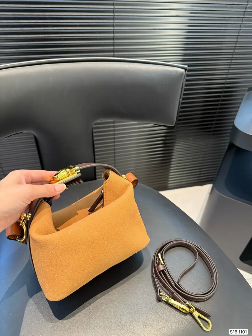 5728-56$-LOEWE gallery