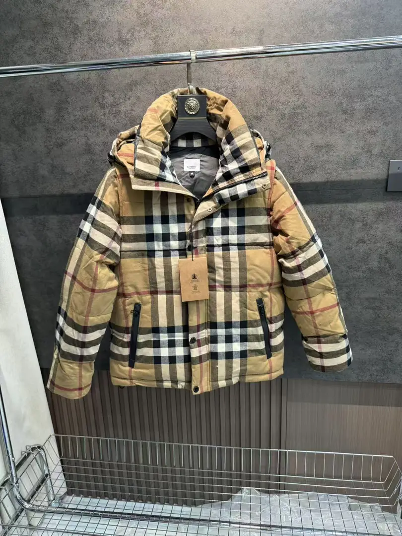 5735-78$-Burberry gallery