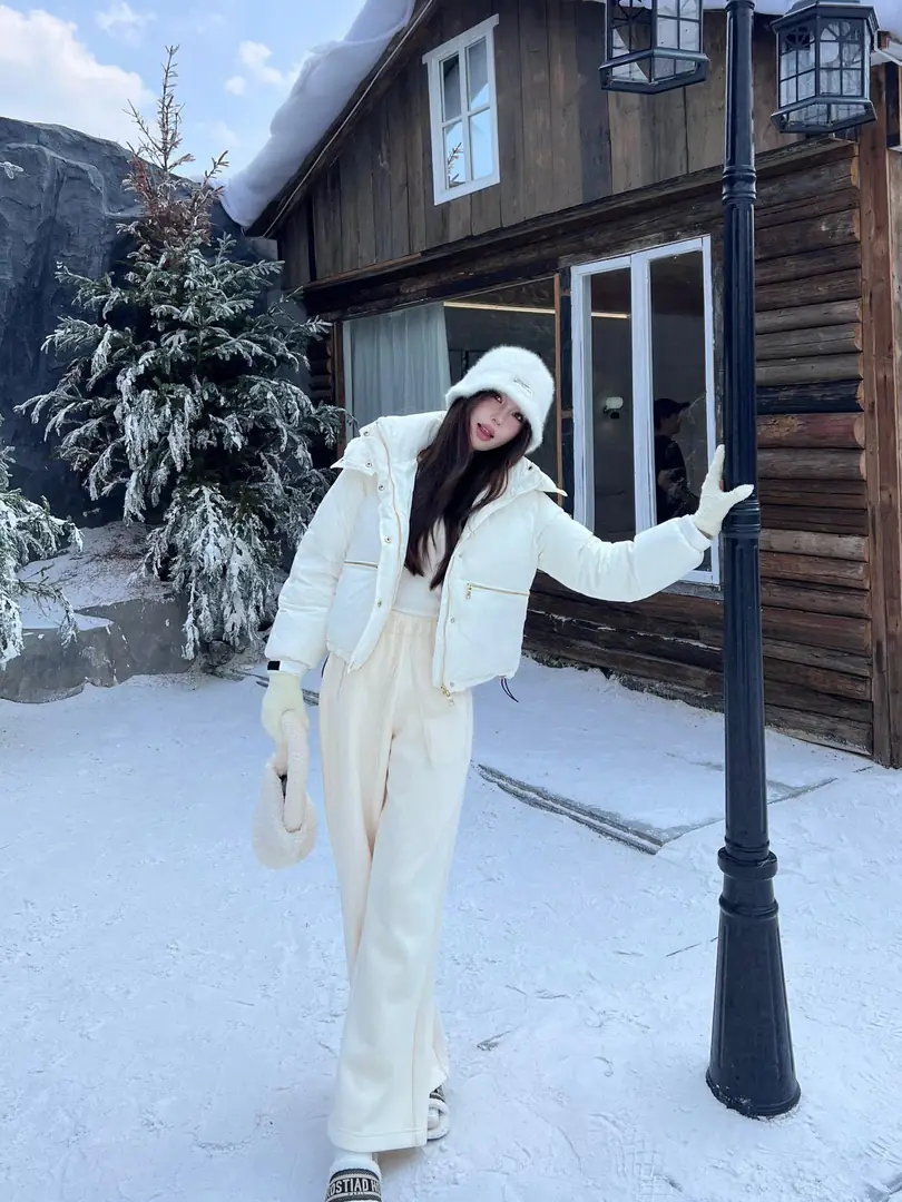 5743-85$-PRADA gallery