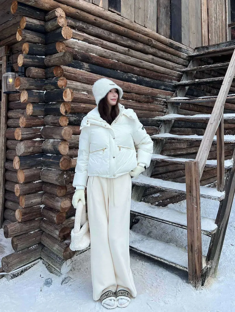 5743-85$-PRADA gallery