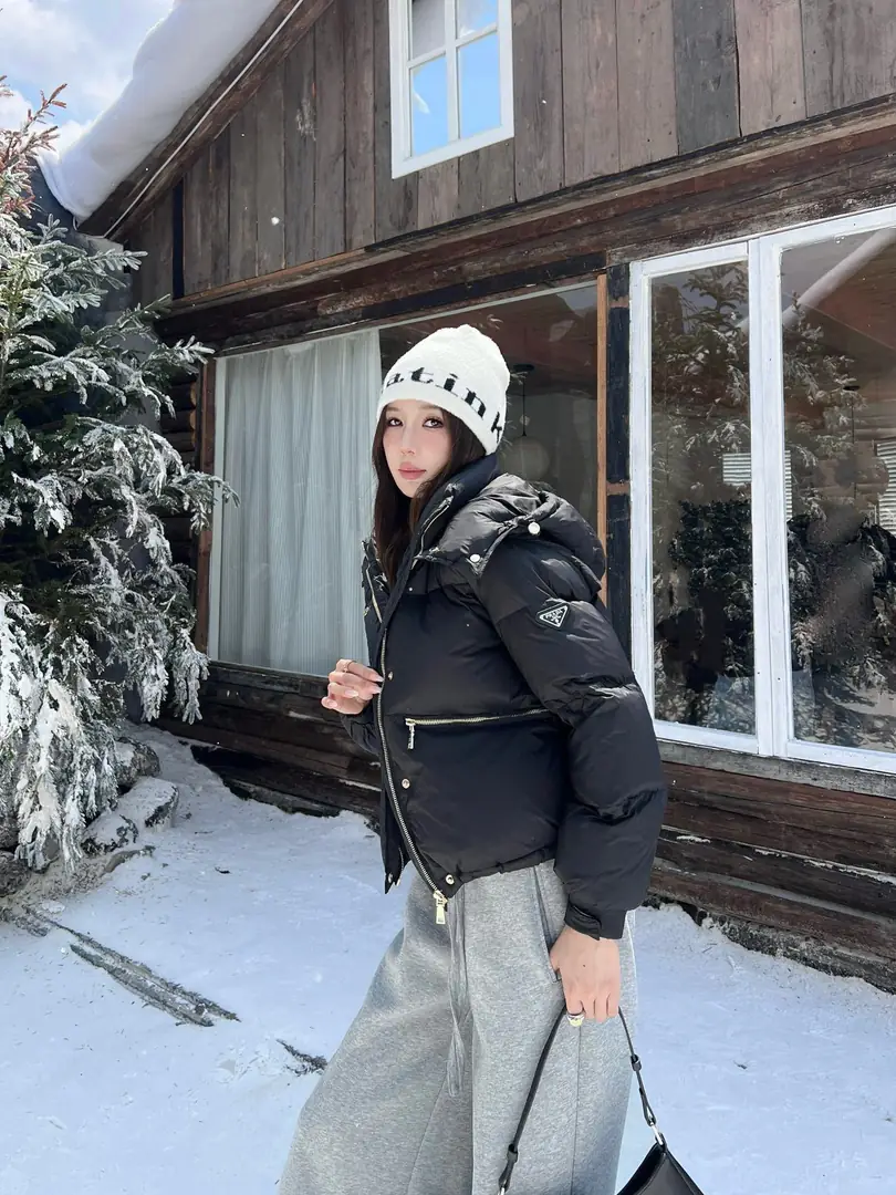 5743-85$-PRADA gallery