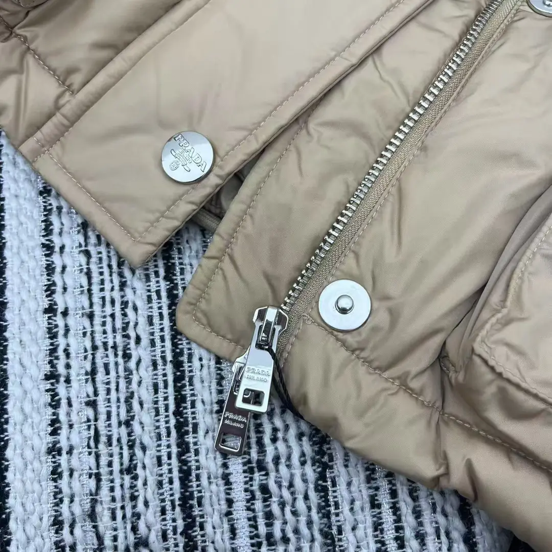 5747-75$-prada gallery