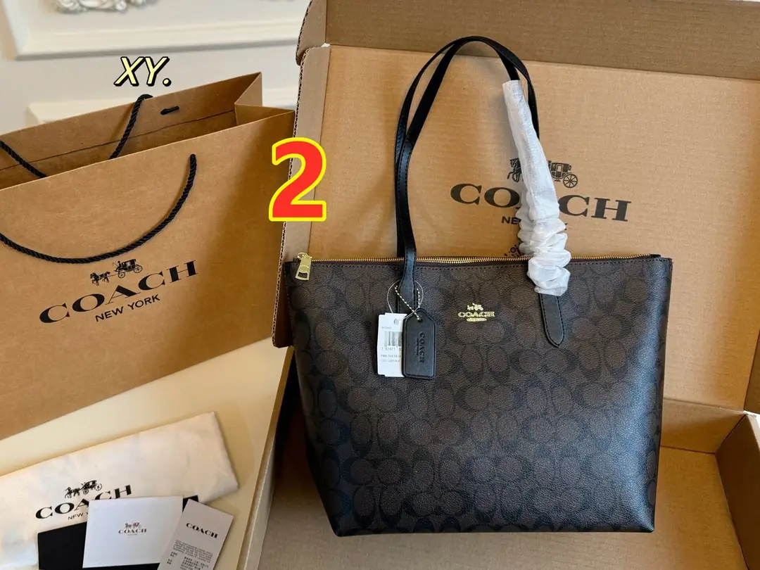 5761-57$-COACH gallery