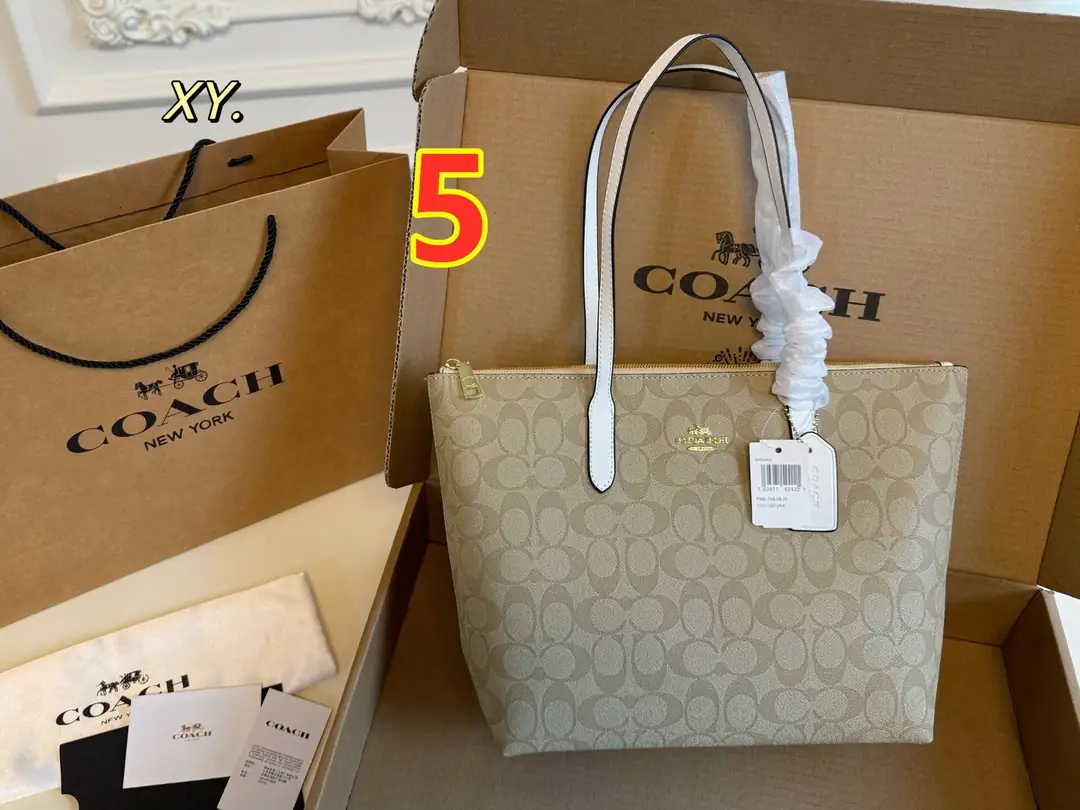 5761-57$-COACH gallery