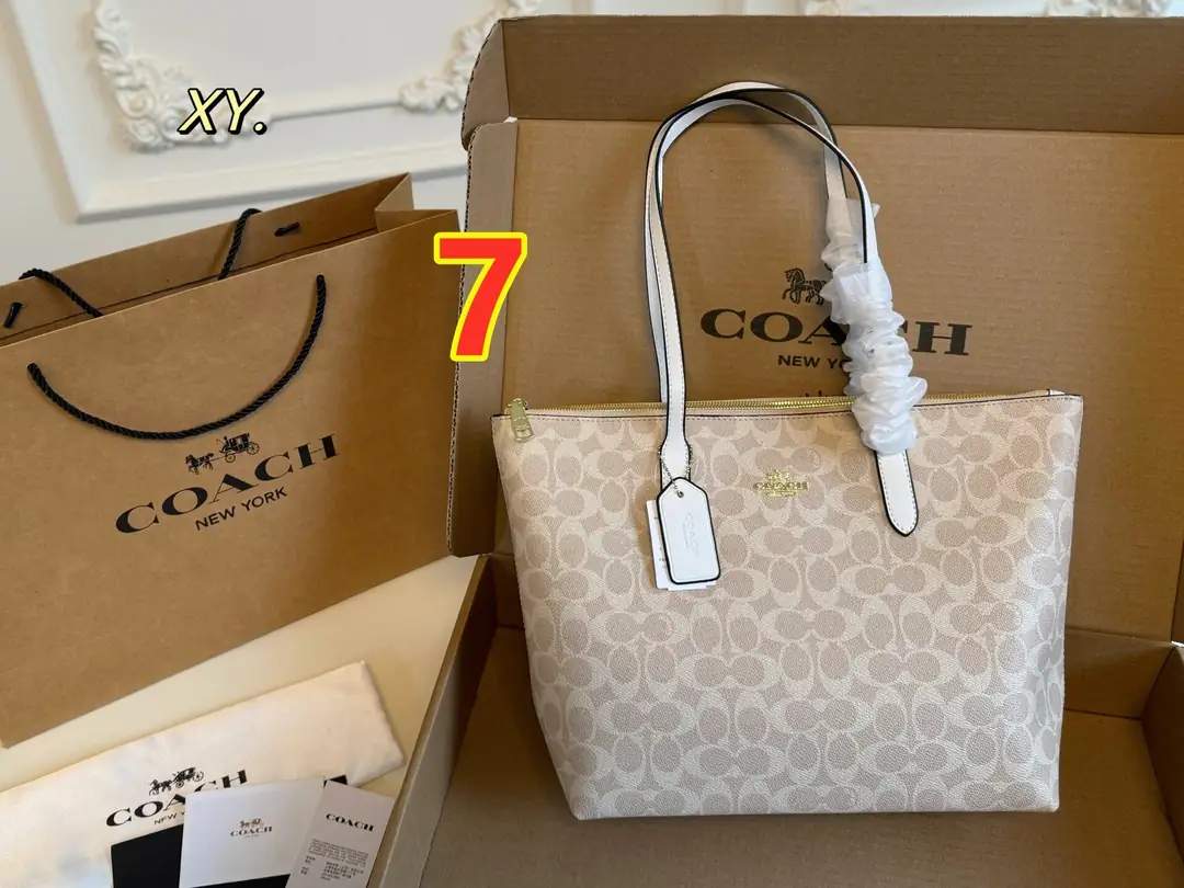 5761-57$-COACH gallery