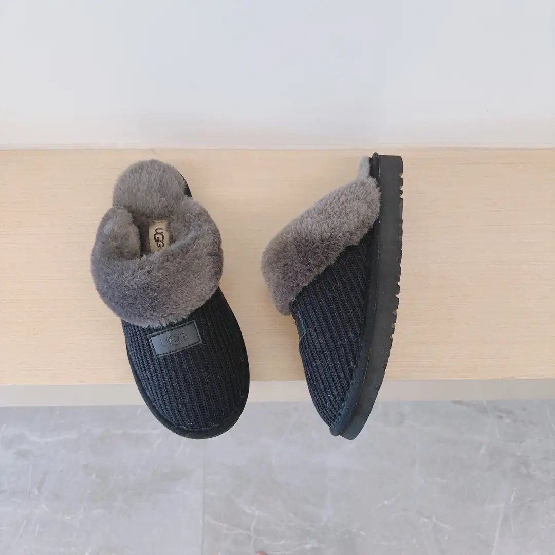 5775-49.9$-UGG gallery