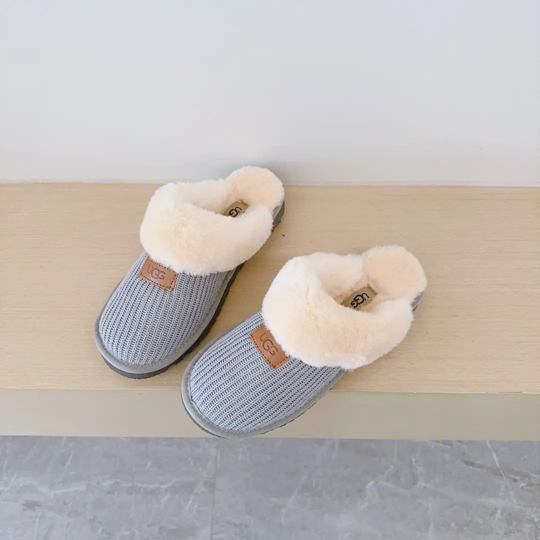 5775-49.9$-UGG gallery