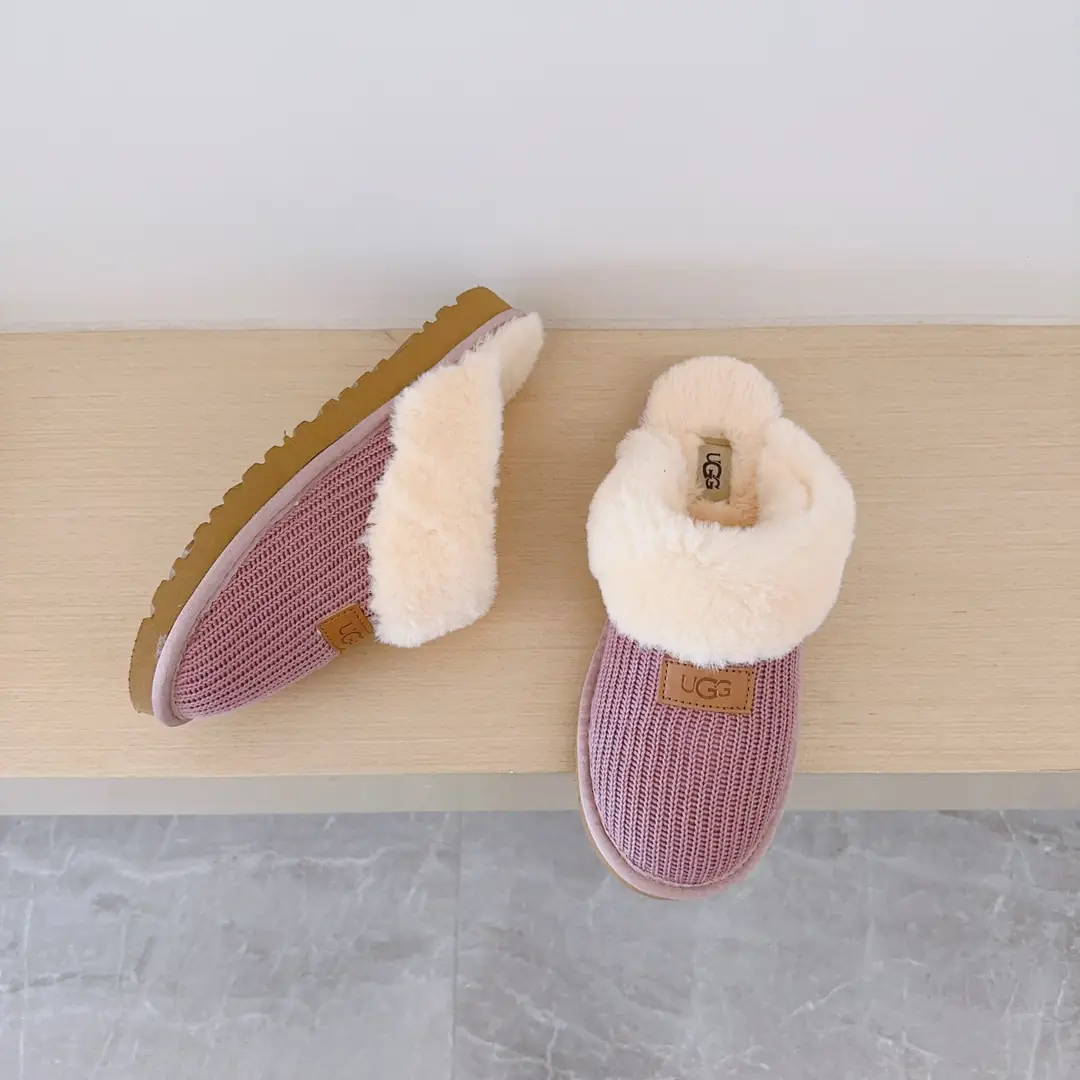 5775-49.9$-UGG gallery