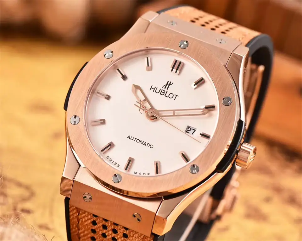 5777-118$-Hublot gallery
