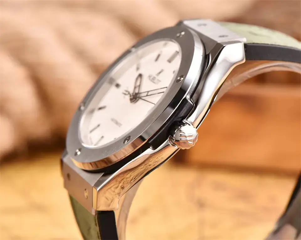 5777-118$-Hublot gallery