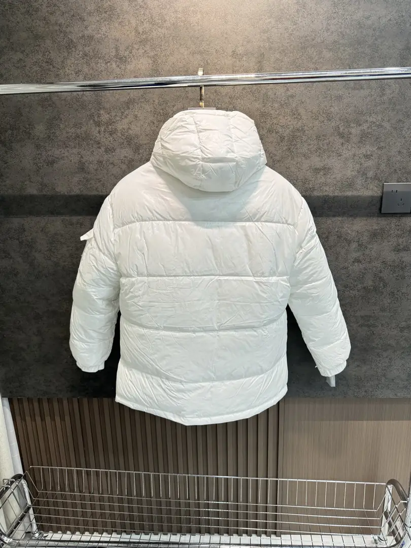 5803-68$-Moncler gallery