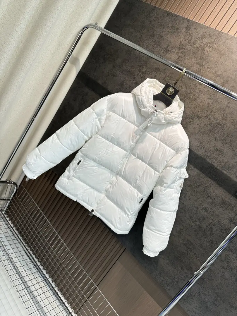 5803-68$-Moncler gallery