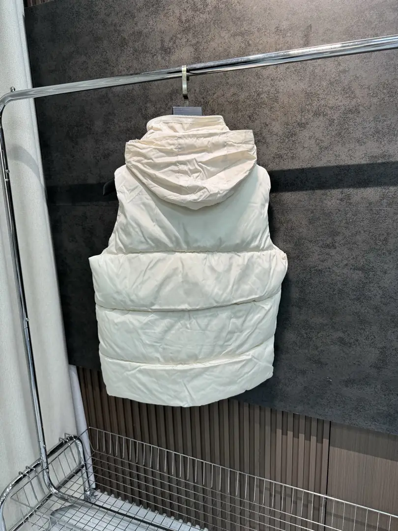 5804-62$-Moncler gallery