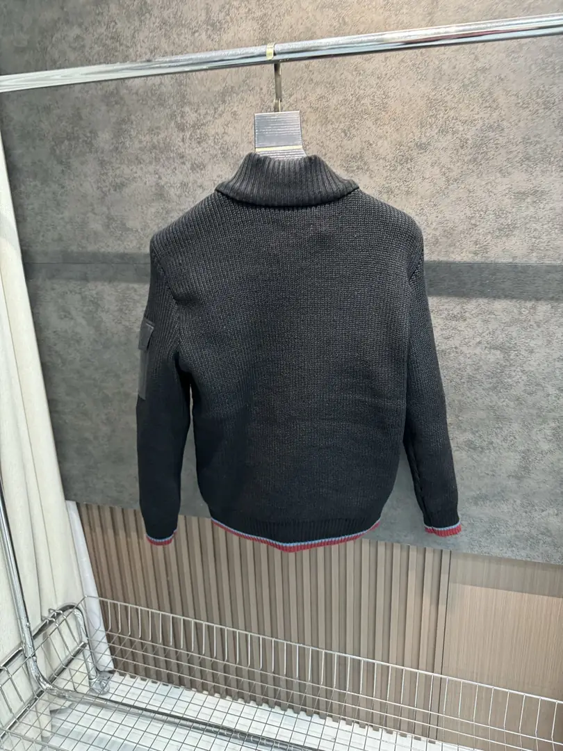 5806-78$-Moncler gallery