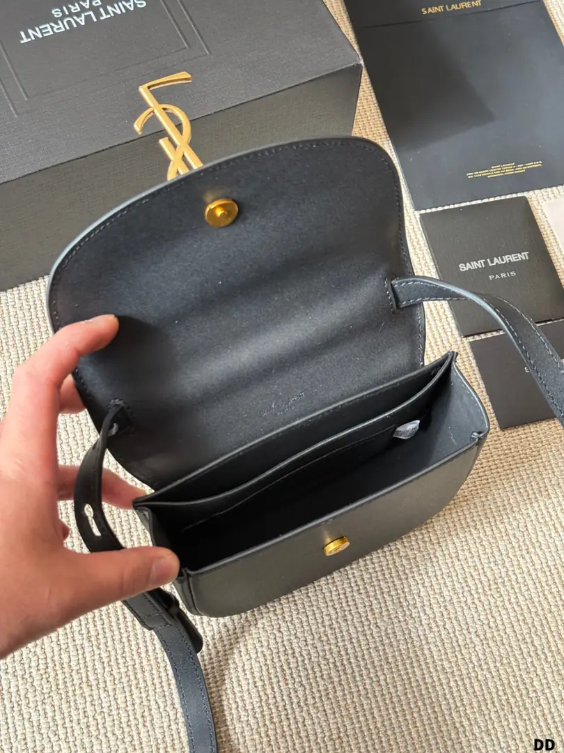 5840-62$-ysl gallery