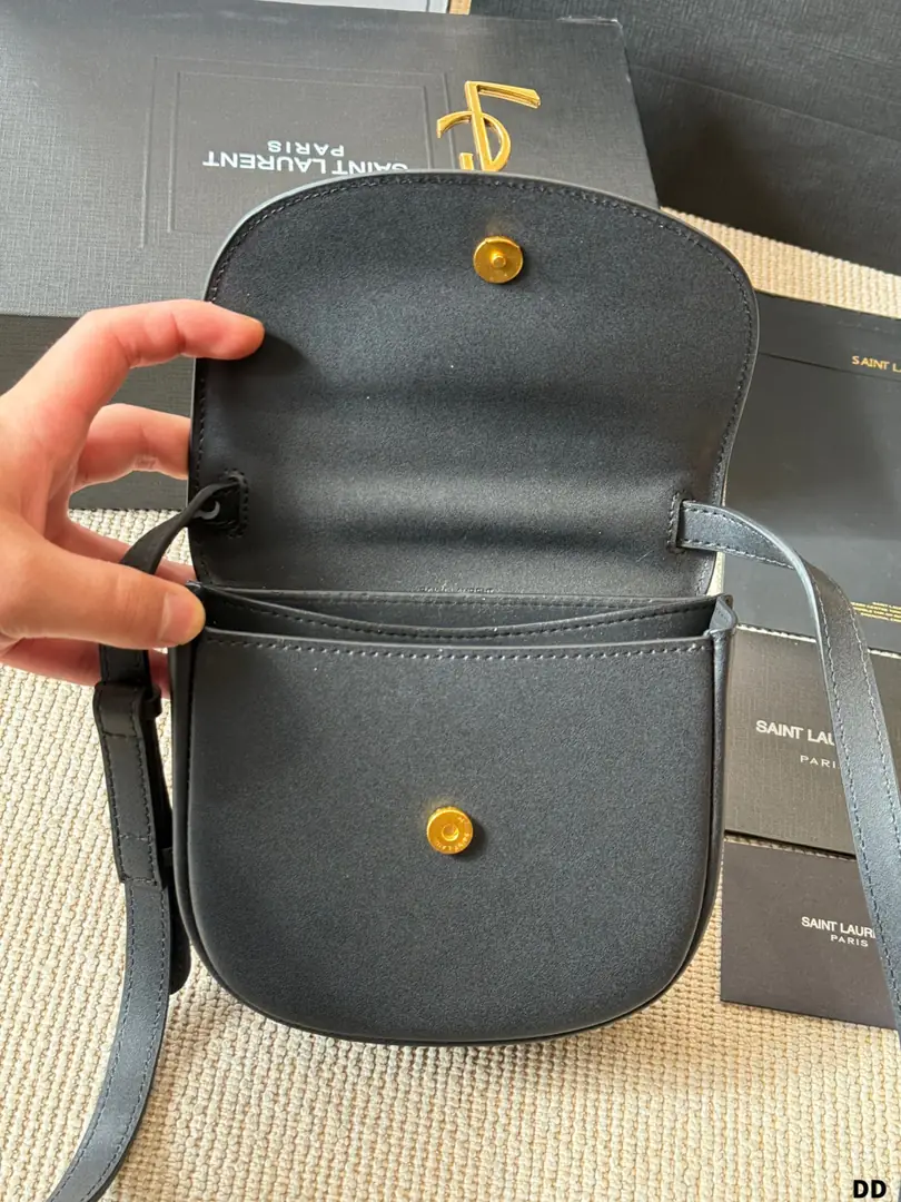 5840-62$-ysl gallery