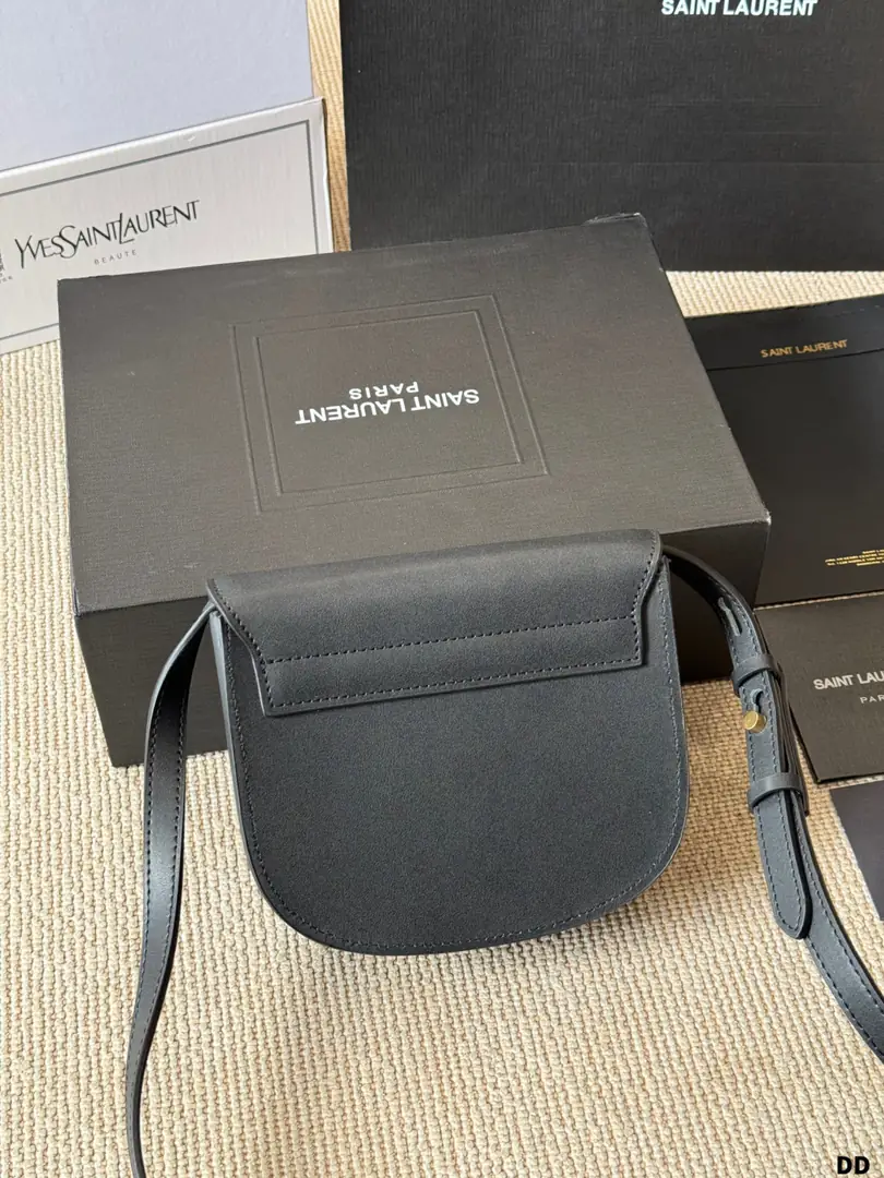 5840-62$-ysl gallery