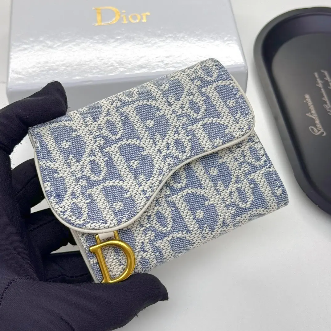 5845-49.9$-DIOR gallery