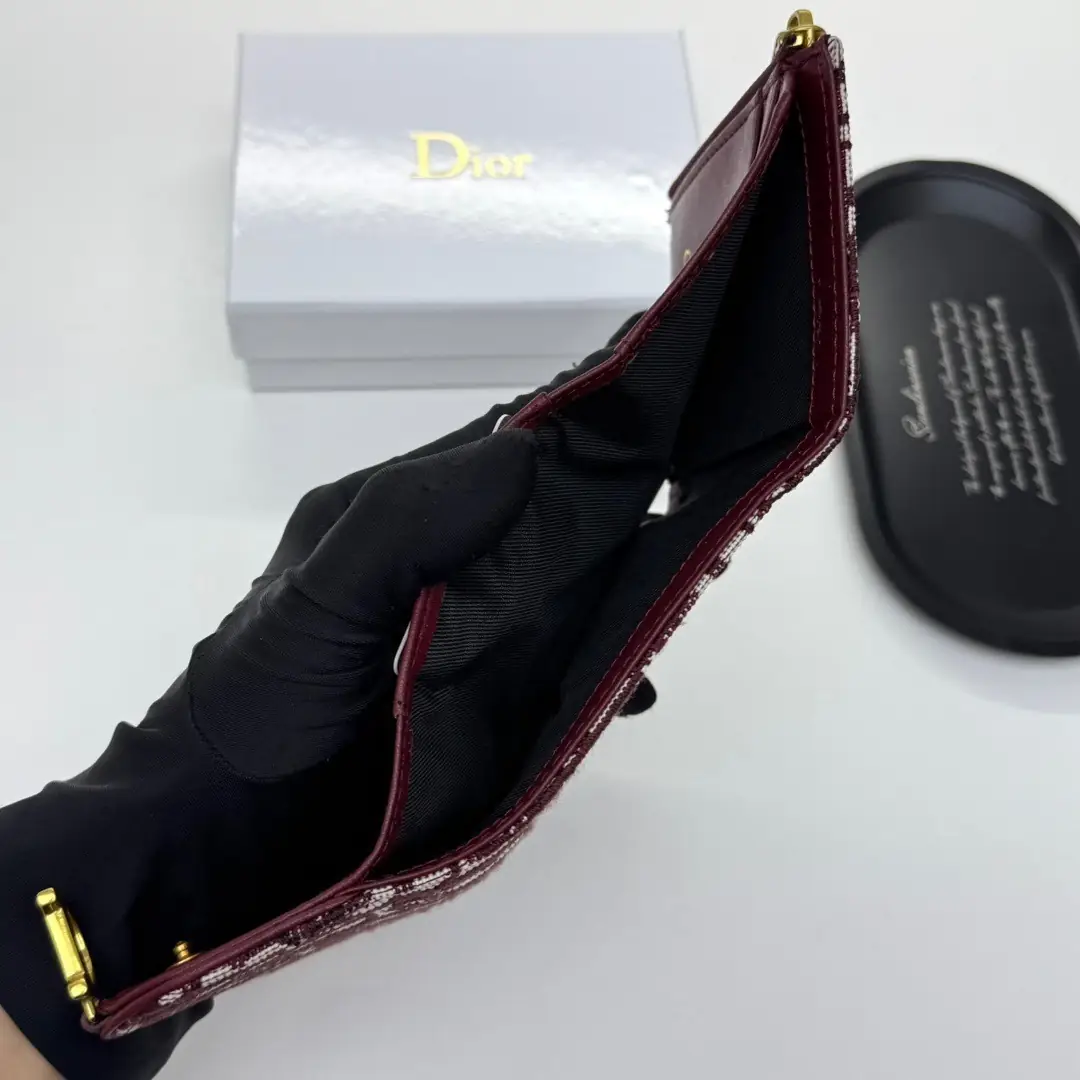 5845-49.9$-DIOR gallery