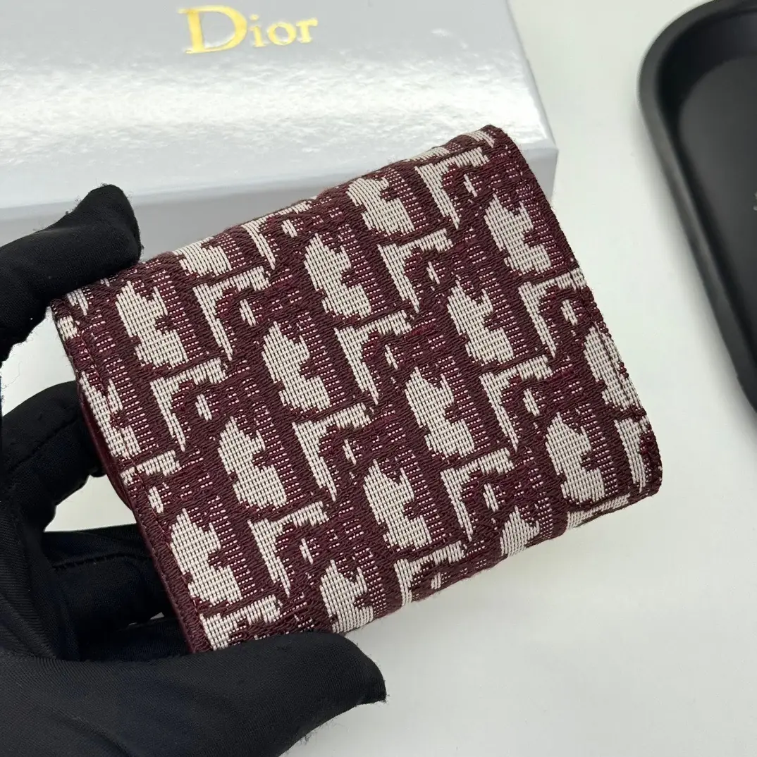 5845-49.9$-DIOR gallery