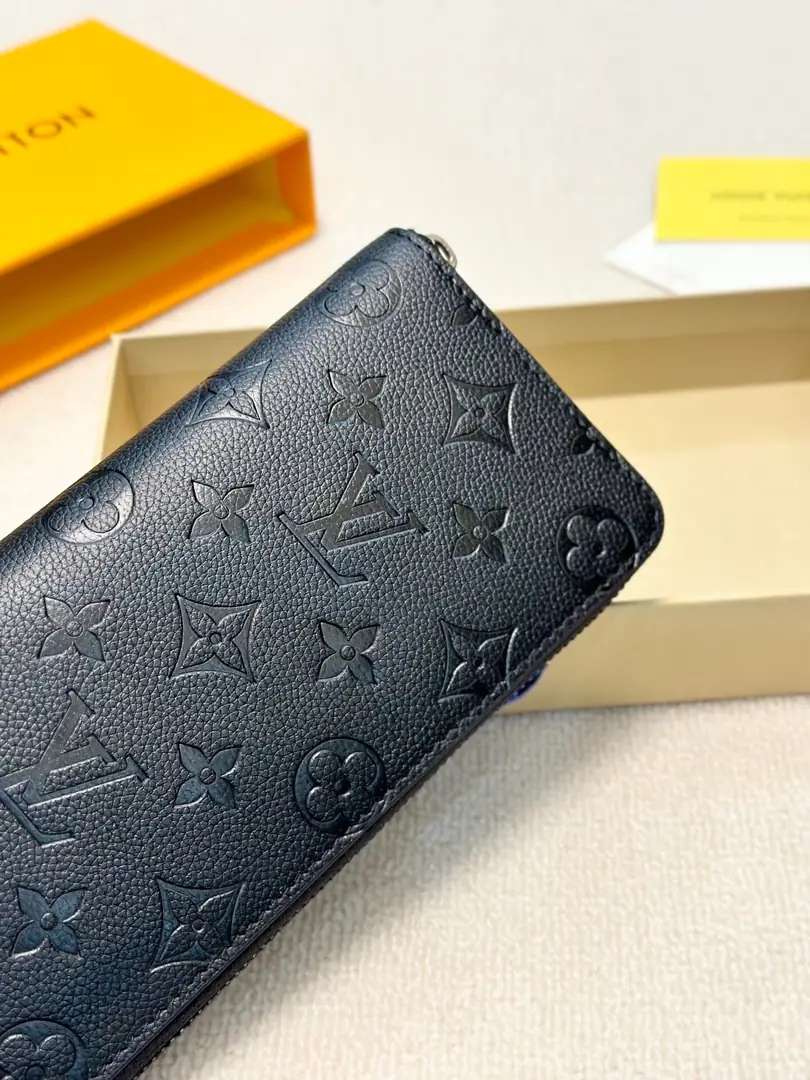 5850-52$-LV gallery
