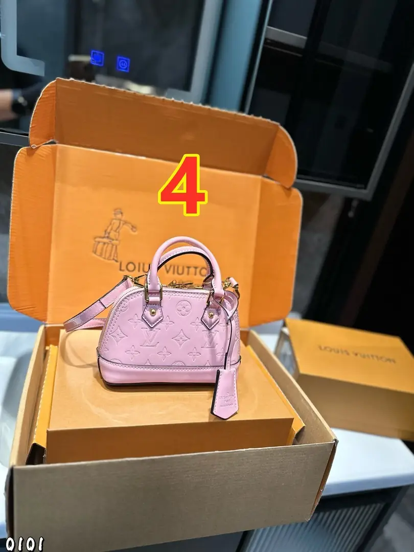 5851-59.9$-LV gallery