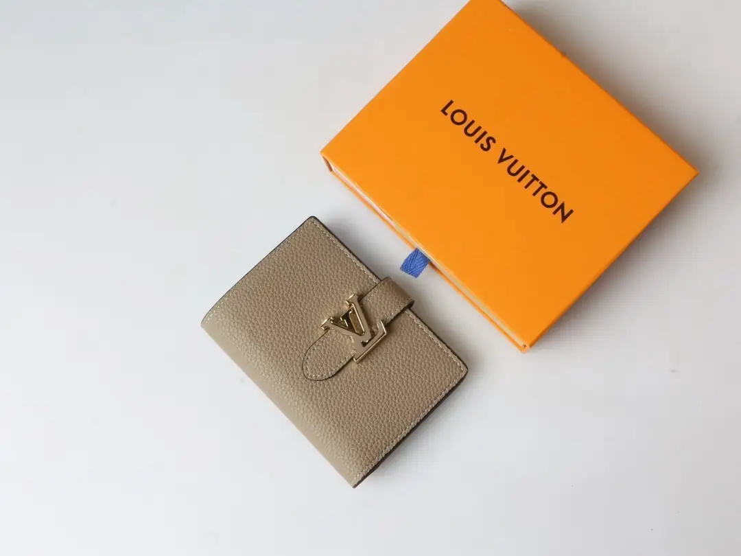 5854-49.9$-LV gallery