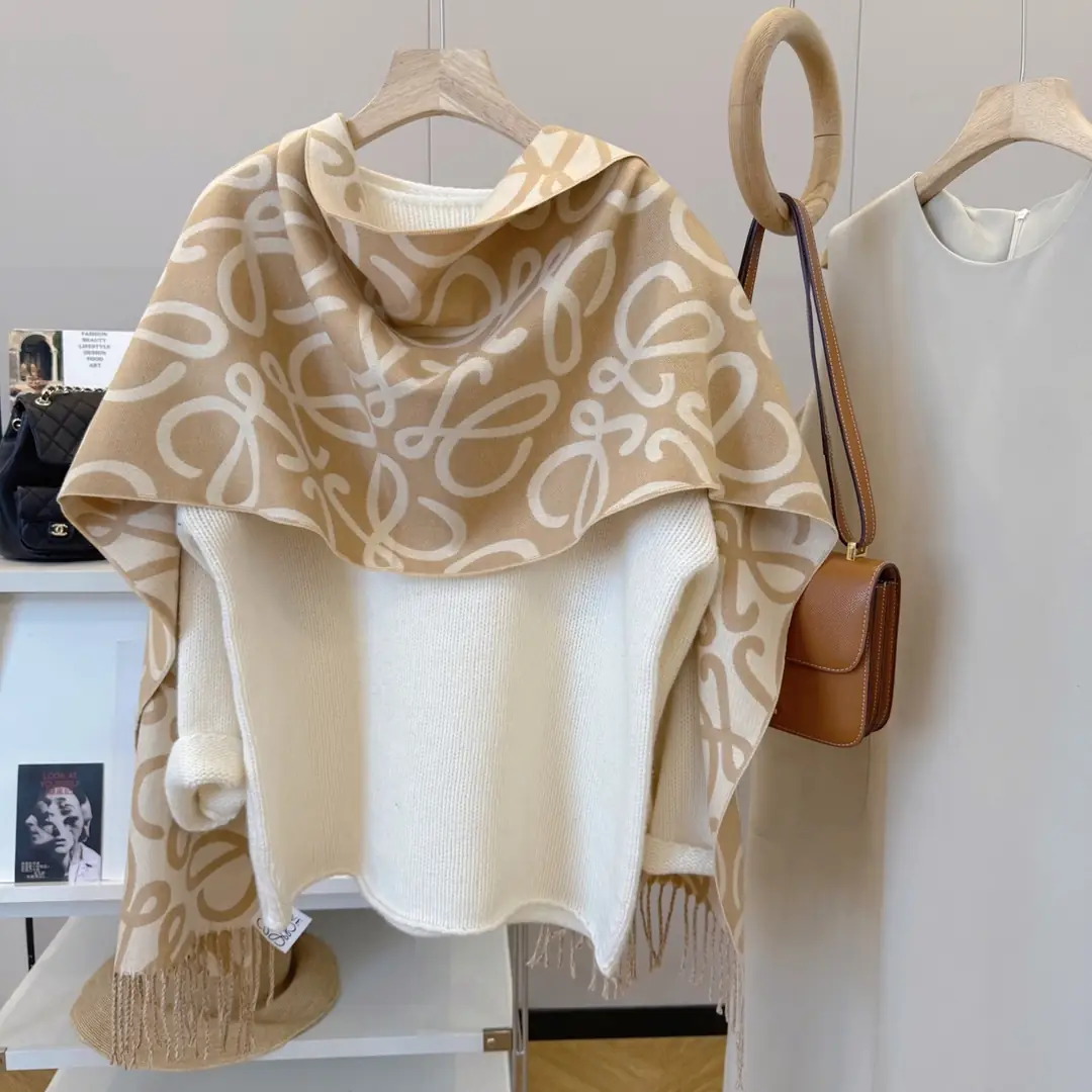 5856-28.8$-LOEWE gallery