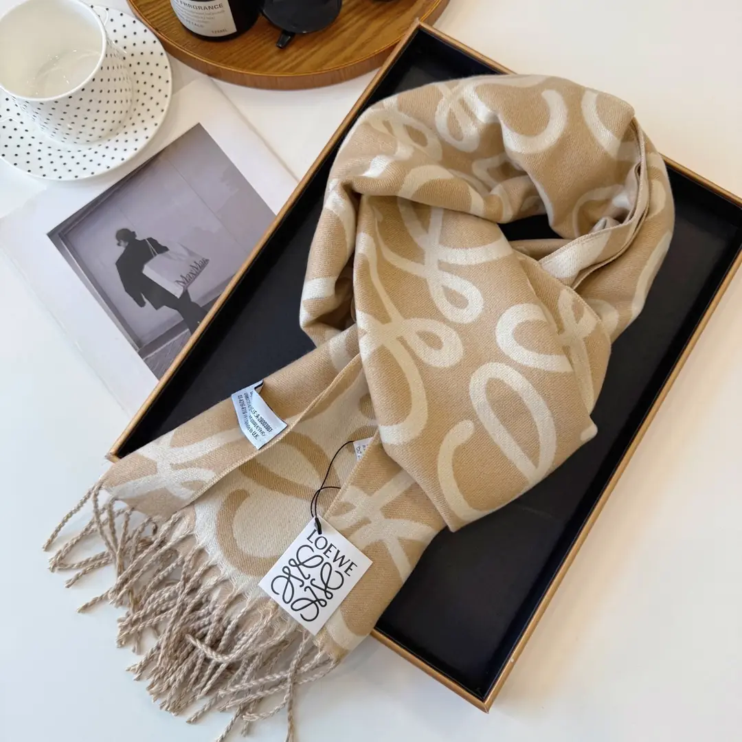 5856-28.8$-LOEWE gallery